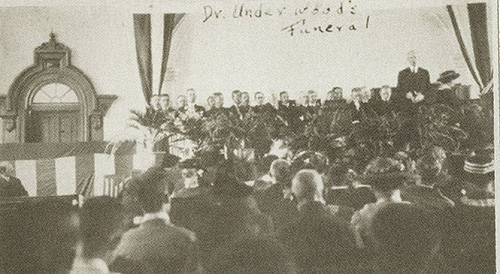 미국 브루클린 라파예트 5가의 장로교회에서 열린 언더우드 선교사
장례식, 1916