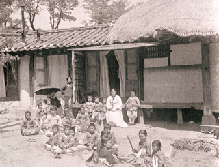 언더우드의 고아원(1901년 모습)